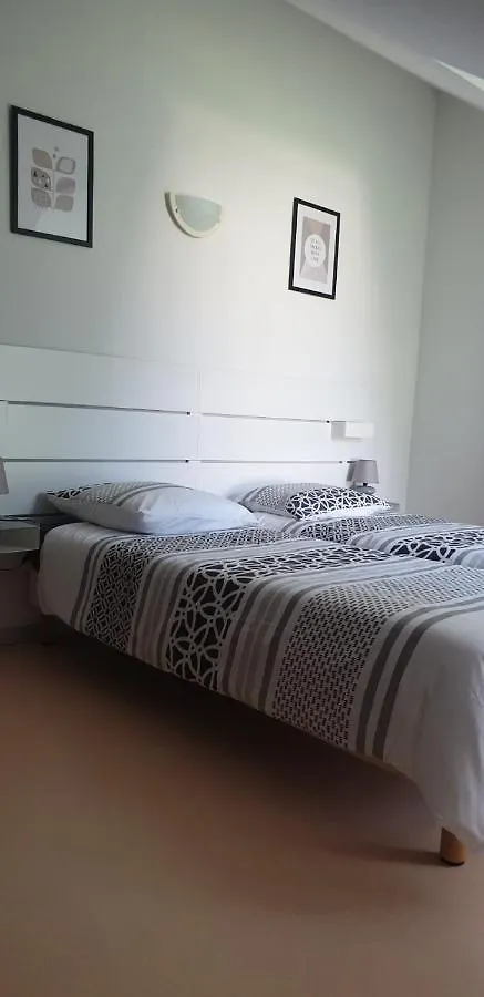Appartement T3 Goelia Pierrefiche 0*,  Franciaország